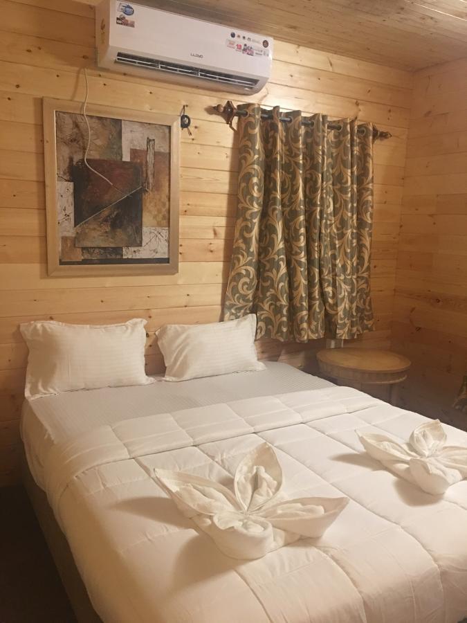 Tiara Fiesta Beach Cottages 모르짐 외부 사진